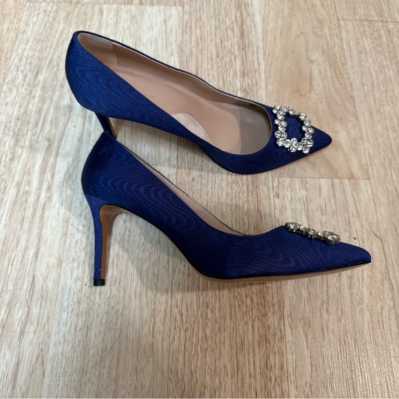 New Banana Republic Madison Blue Crystal Buckle Pumps Size 8.5 - Picture 4 of 12